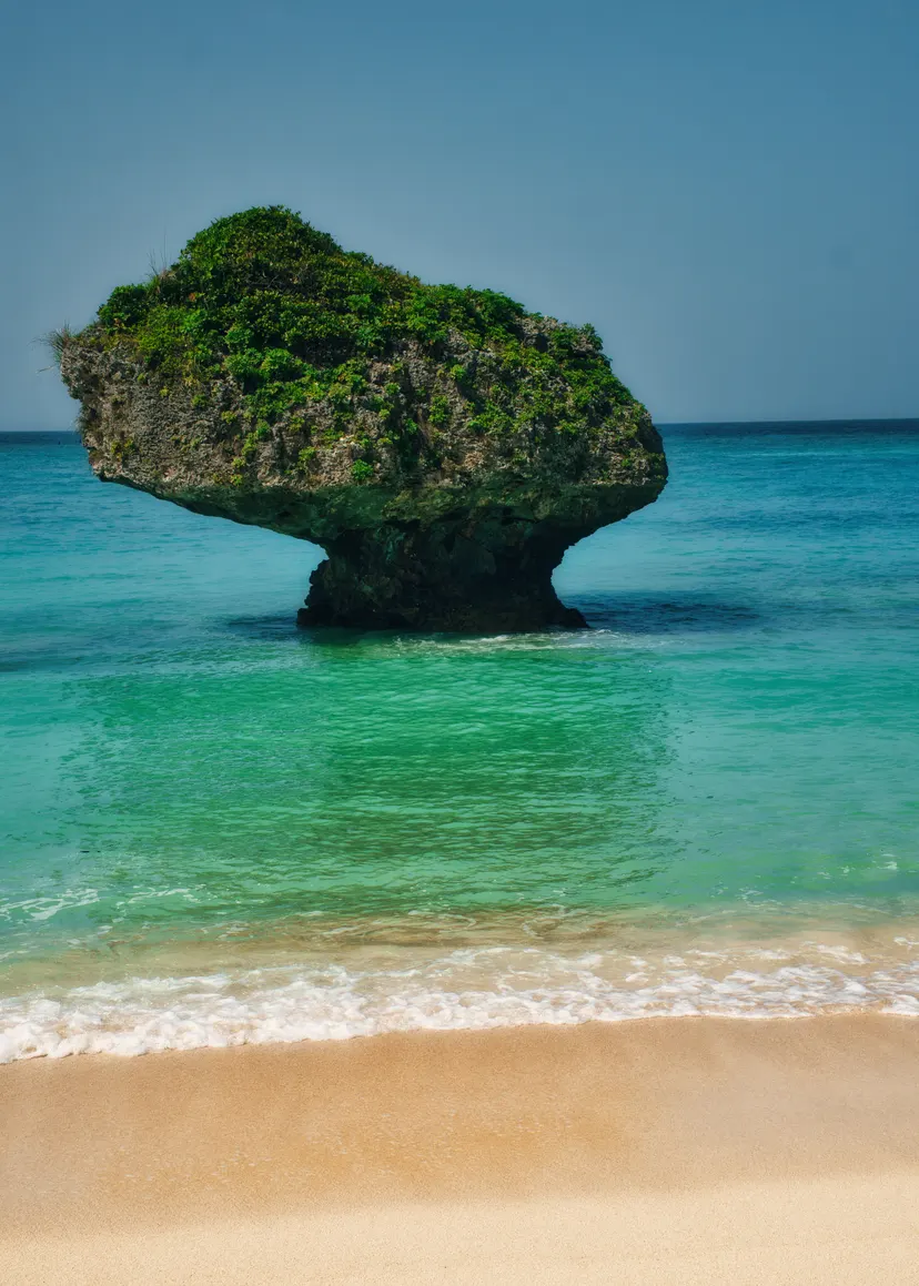 Okinawa — Beach resorts & villas
