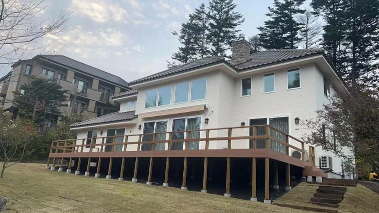 軽井沢・新築旅館 外観
